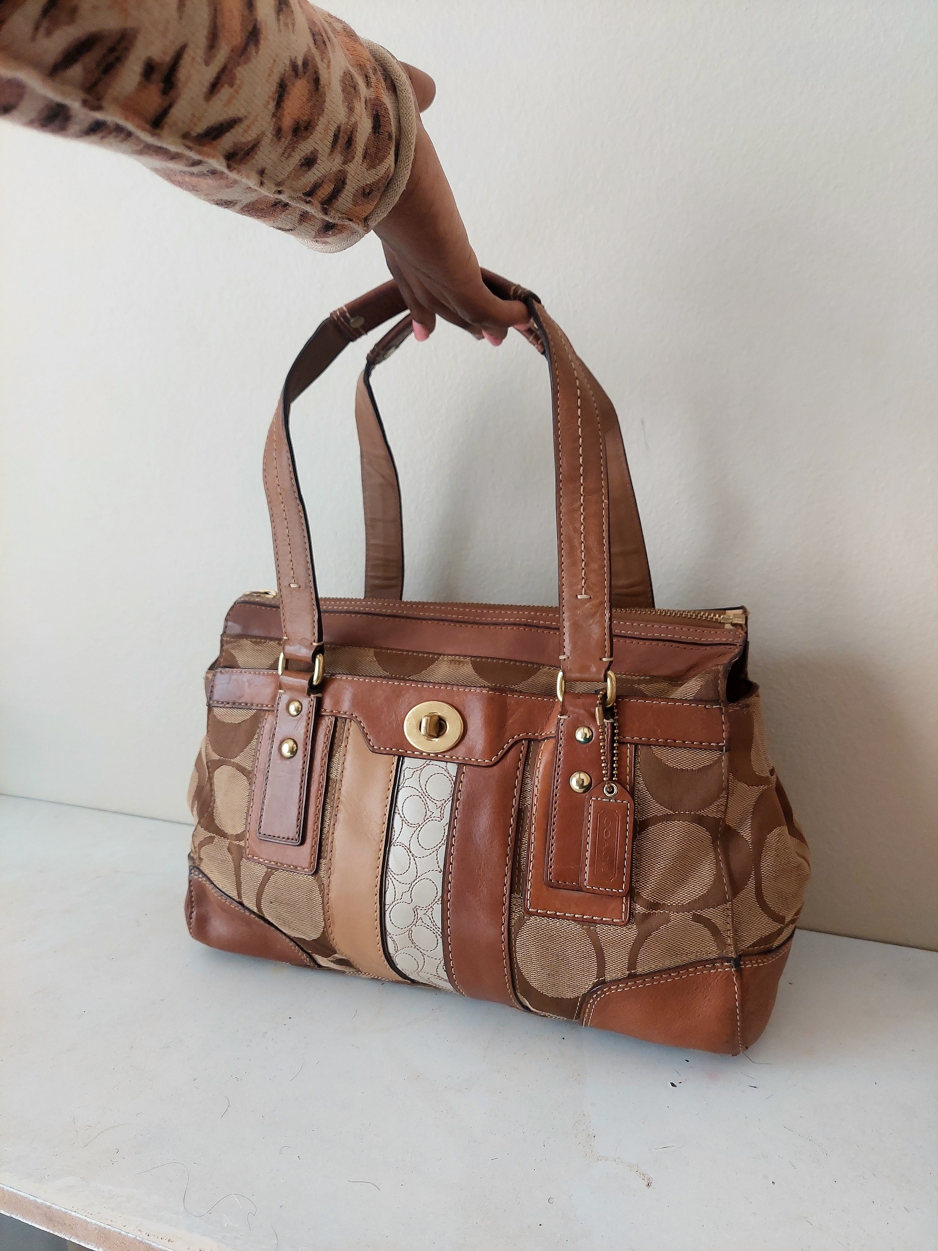 Vintage Coach Leather Shoulder Bag