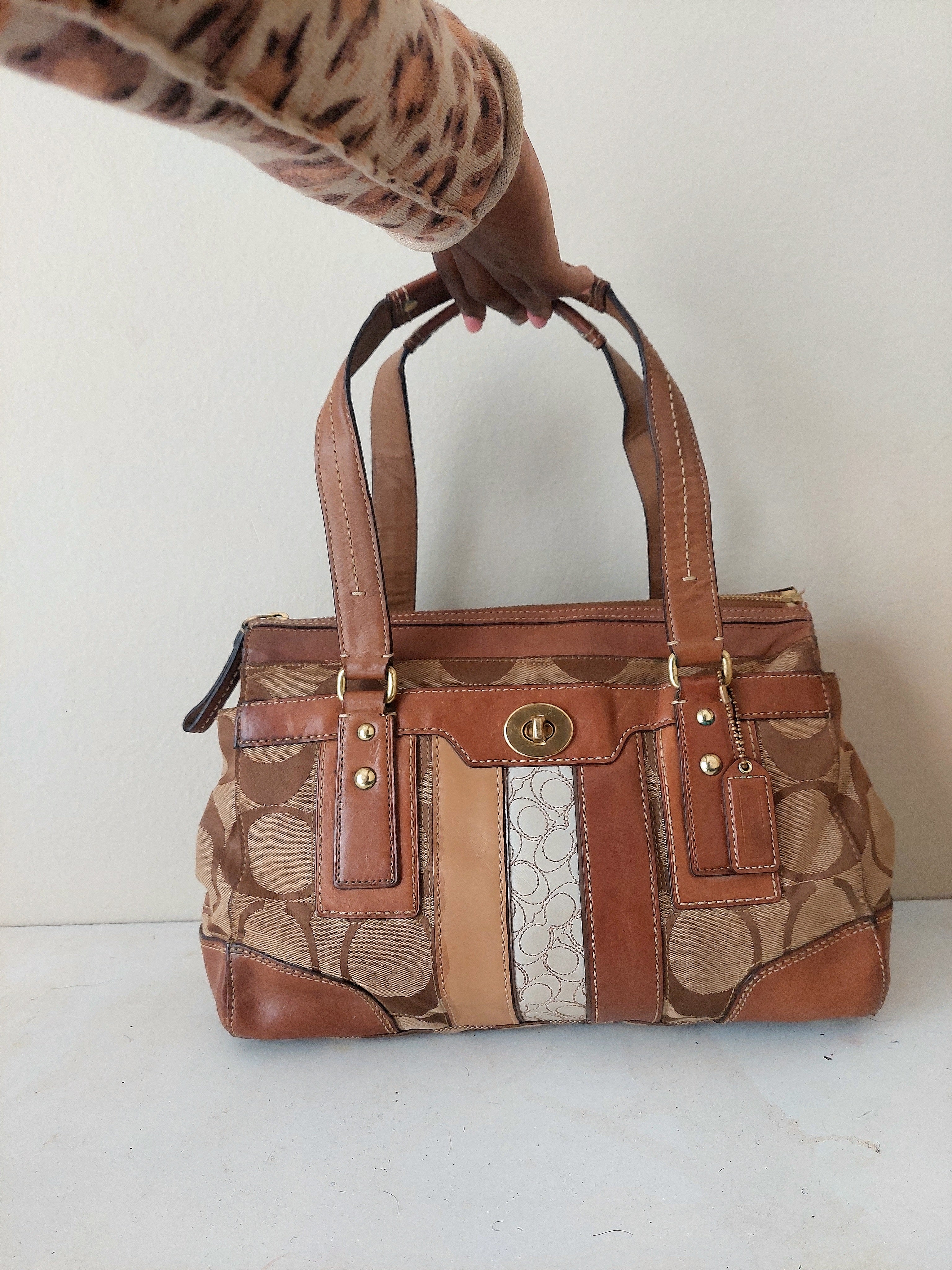 Vintage Coach Leather Shoulder Bag