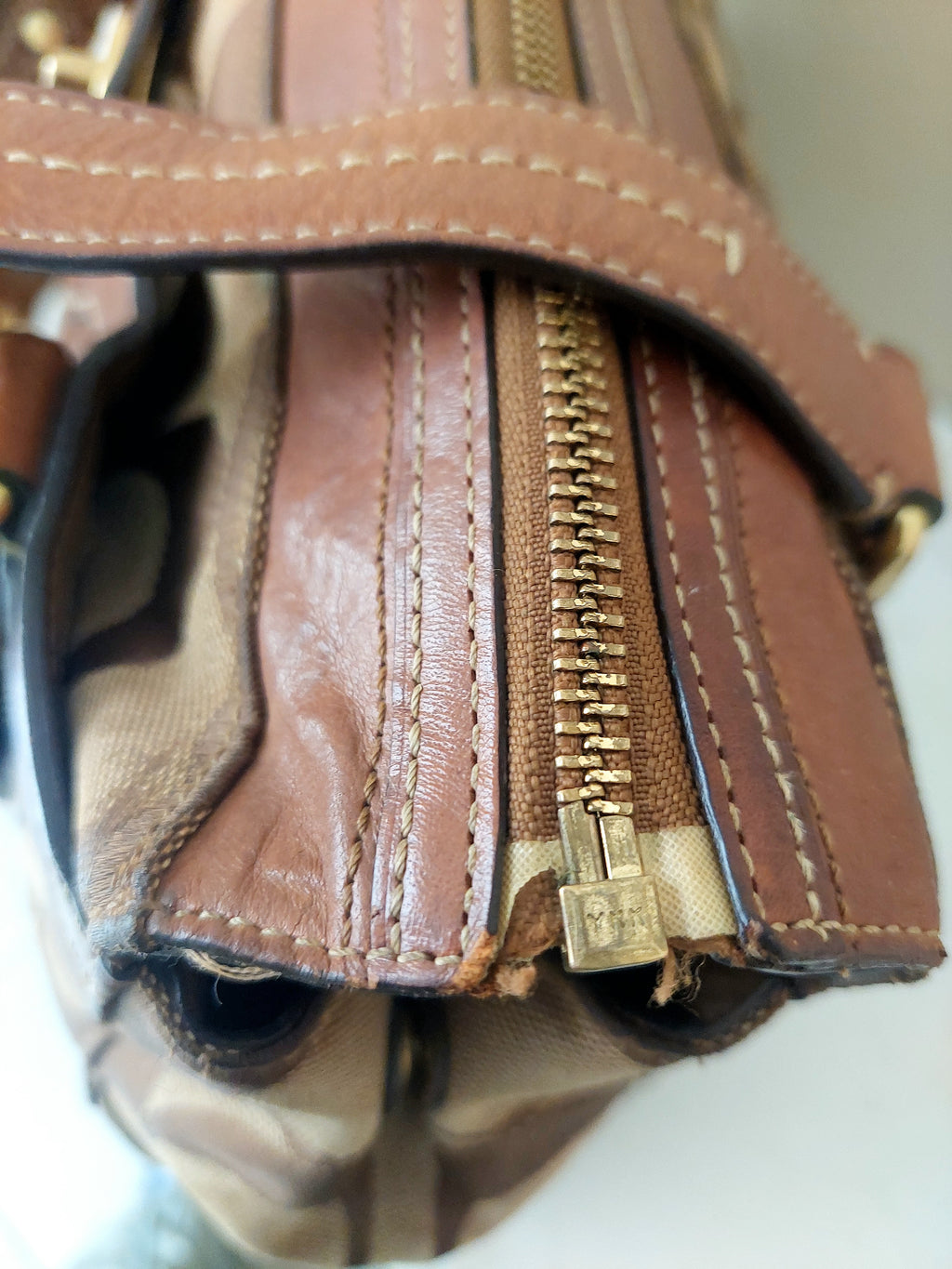 Vintage Coach Leather Shoulder Bag