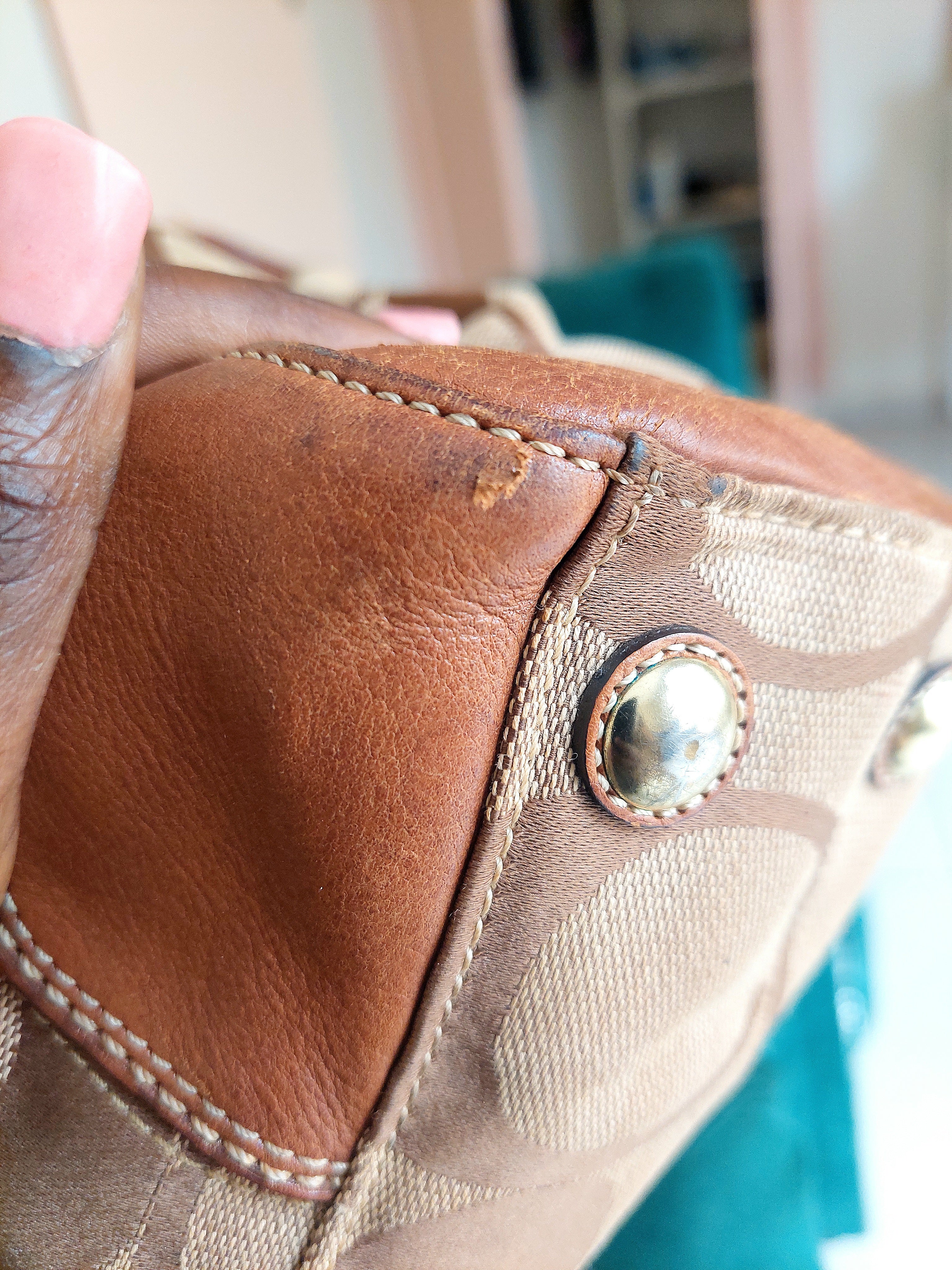 Vintage Coach Leather Shoulder Bag