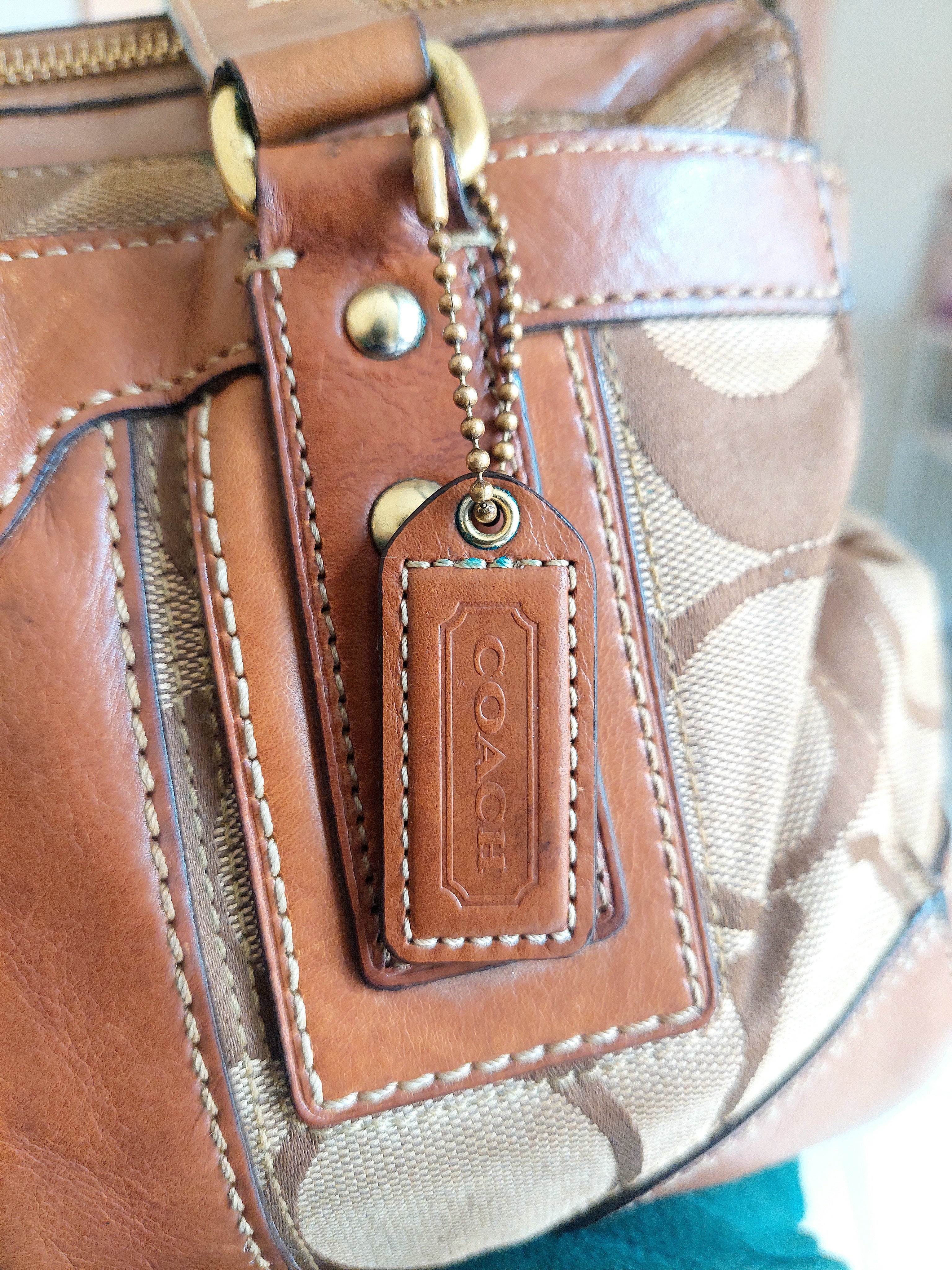 Vintage Coach Leather Shoulder Bag